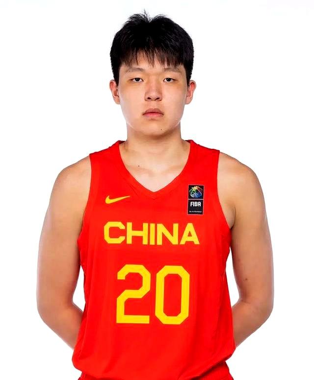 中国男篮新星崛起，未来可期